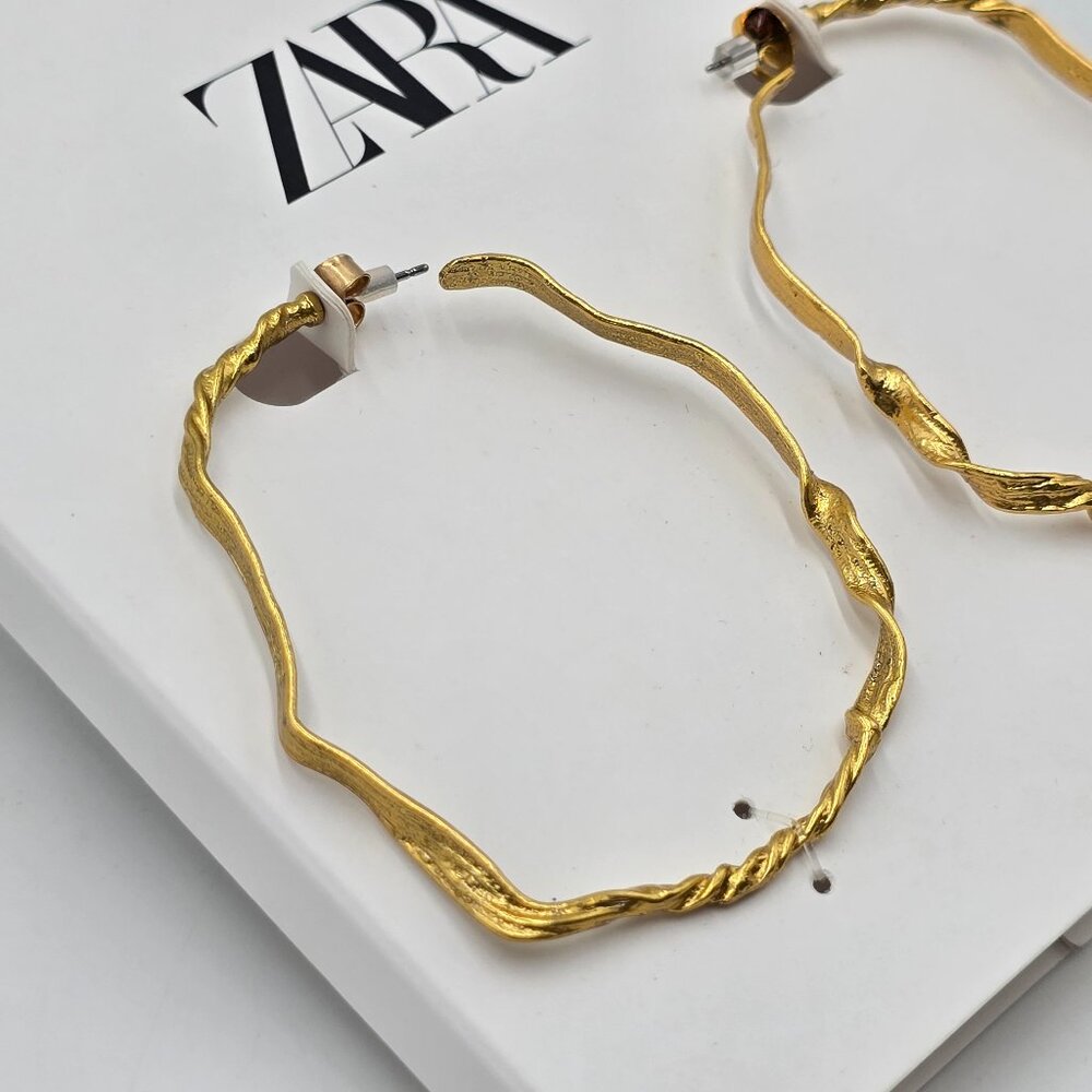 Zara - Large Gold Twisted Open Hoop Earrings - NWT - Picture 2 of 15